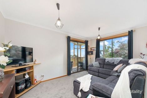 Property photo of 28 Mirramar Park Blackmans Bay TAS 7052