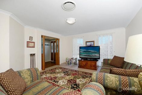 Property photo of 2 Kirriemuir Glen Horsley NSW 2530