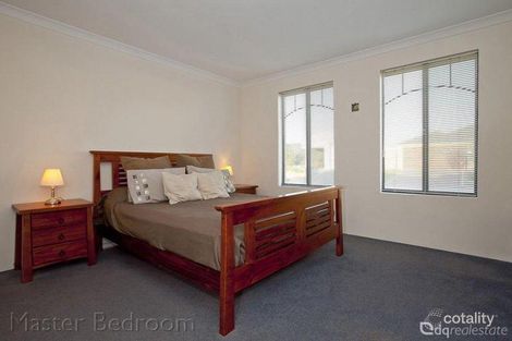 Property photo of 19 Sutton Way Darch WA 6065