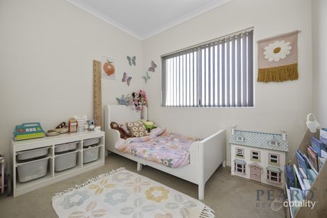 Property photo of 12/291 Ocean Keys Boulevard Clarkson WA 6030