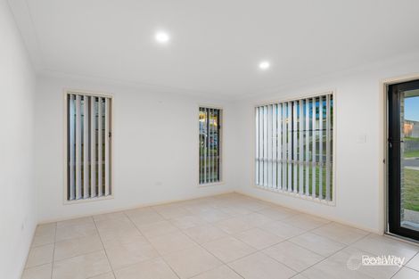Property photo of 14 Orchard Lane Glenvale QLD 4350