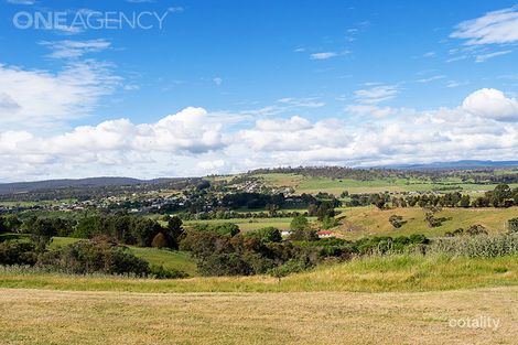 Property photo of 78 Benwerrin Crescent Norwood TAS 7250