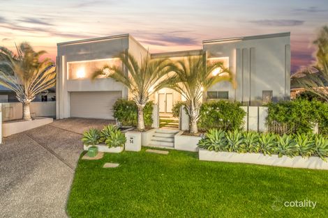 14 Skandia Ct, Newport, QLD 4020