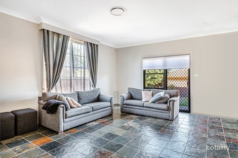 Property photo of 21 Sweethaven Road Edensor Park NSW 2176