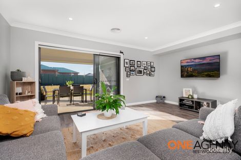 Property photo of 15 Lew Avenue Eglinton NSW 2795