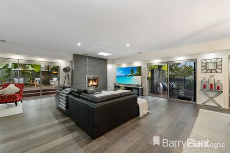 Property photo of 3 Bay Street Caroline Springs VIC 3023