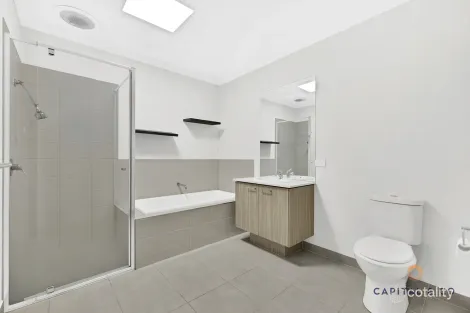 Property photo of 17 Limehouse Avenue Wollert VIC 3750