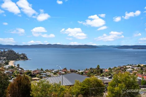 15 Bluebush Cres, Blackmans Bay, TAS 7052
