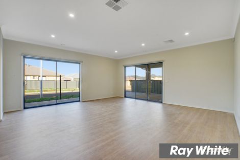 Property photo of 50 Monet Drive Truganina VIC 3029