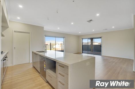 Property photo of 50 Monet Drive Truganina VIC 3029