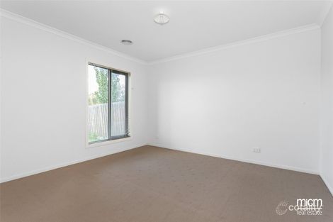 Property photo of 8 Millpond Drive Point Cook VIC 3030