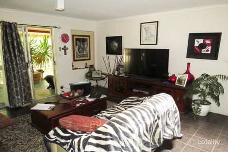 Property photo of 9 Redleaf Close Heathcote VIC 3523