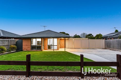Property photo of 21 Bluegrass Crescent Pakenham VIC 3810
