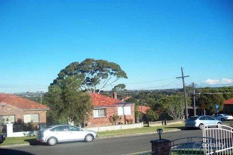 Property photo of 4 Potts Street Kingsgrove NSW 2208