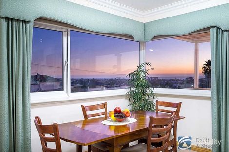 86 Sackville Tce, Scarborough, WA 6019