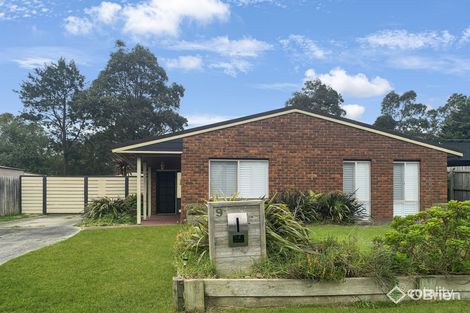 Property photo of 9 Rowen Court Cranbourne North VIC 3977