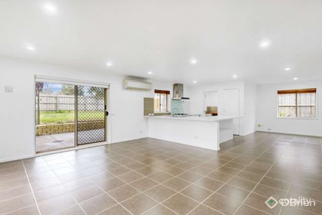 Property photo of 9 Rowen Court Cranbourne North VIC 3977