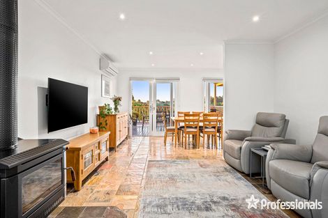Property photo of 51 Woodville Road Mooroolbark VIC 3138