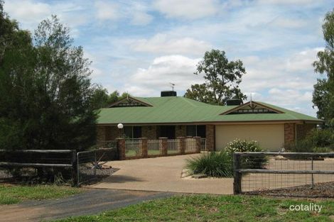 9 Batavia Ct, Emerald, QLD 4720