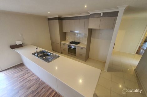 Property photo of 9 Mimosa Way Burnside Heights VIC 3023