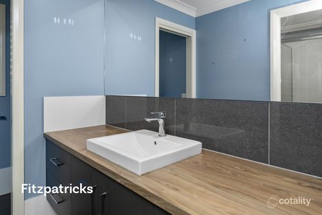 Property photo of 2/114 Brooklyn Drive Bourkelands NSW 2650