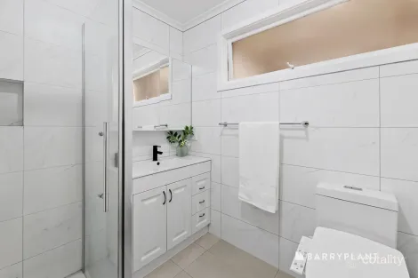 Property photo of 17 Bellbird Drive Wantirna VIC 3152