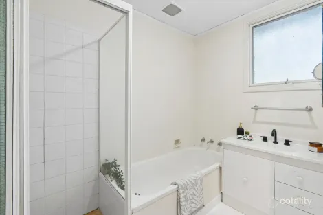 Property photo of 19 Kevin Street Evatt ACT 2617
