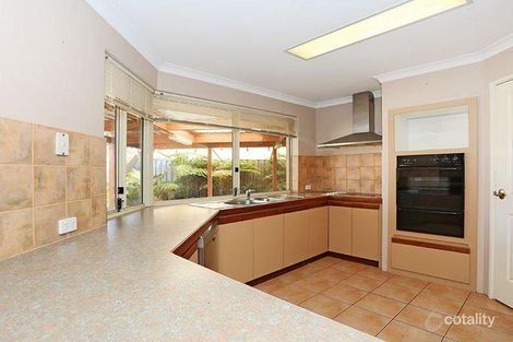 Property photo of 23 Barton Drive Australind WA 6233