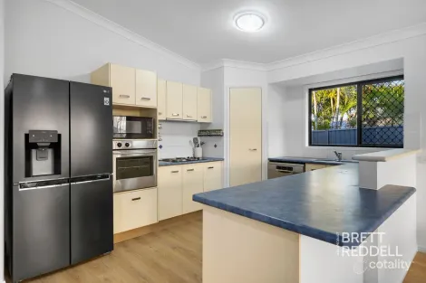 Property photo of 10 Langfield Crescent Ormeau Hills QLD 4208