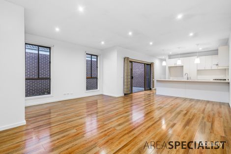 Property photo of 9 Coberley Way Cranbourne North VIC 3977