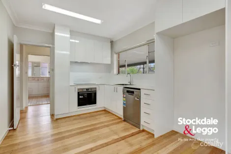 Property photo of 15 Eileen Street Hadfield VIC 3046