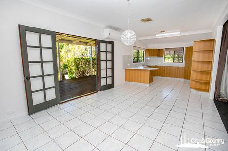 Property photo of 6 Vaiente Parade Breakaway QLD 4825