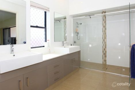 Property photo of 2/2 Comore Drive Varsity Lakes QLD 4227
