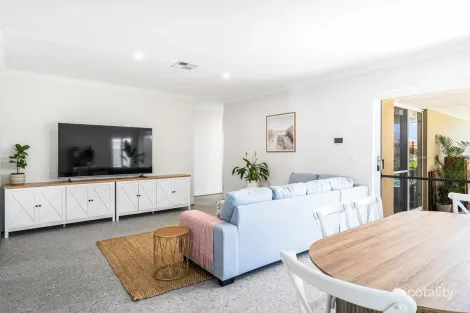 Property photo of 8 Blueberry Loop Byford WA 6122