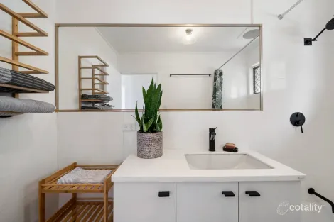 Property photo of 23 Bruce Road Woodridge QLD 4114