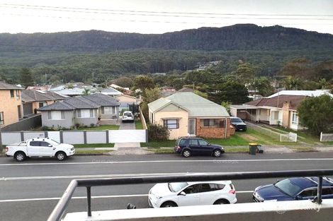 Property photo of 2/223-225 Lawrence Hargrave Drive Thirroul NSW 2515