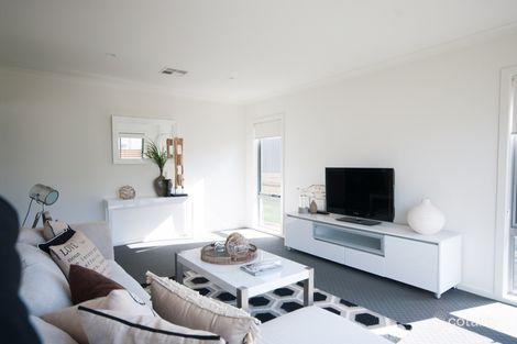 Property photo of 2 David Fleay Street Wright ACT 2611