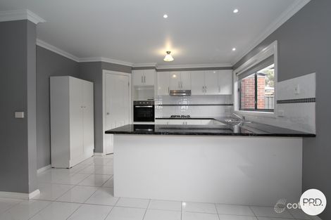 Property photo of 1/11 King George Way Mitchell Park VIC 3355