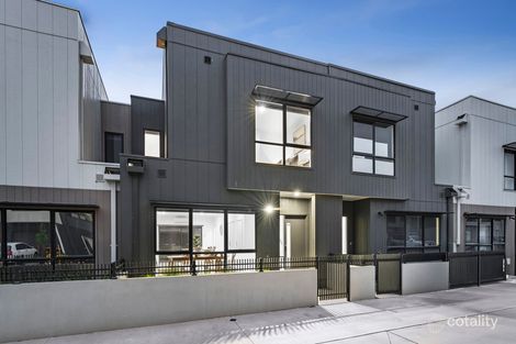 44 Limestone Dr, Berwick, VIC 3806