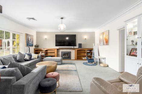 Property photo of 15 Curtis Place Melville WA 6156