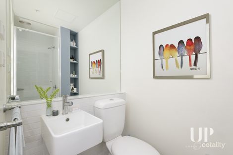 Property photo of 2/243-263 Franklin Street Melbourne VIC 3000