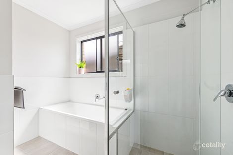 Property photo of 11 Clover Court Mount Barker SA 5251