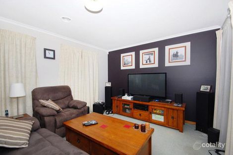Property photo of 37 Sandfield Drive Carrum Downs VIC 3201