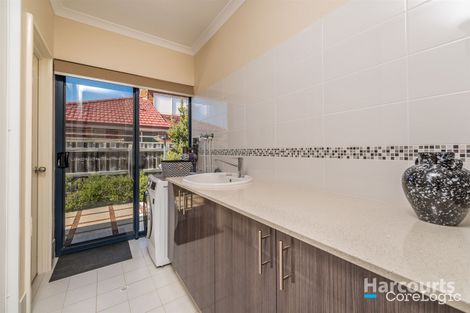 Property photo of 1 Fairford Way Quinns Rocks WA 6030