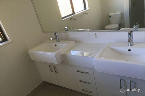 Property photo of 5 Noipo Crescent Redlynch QLD 4870