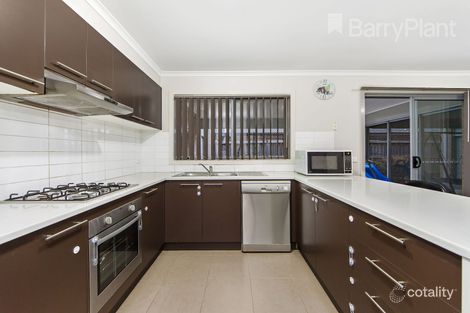 Property photo of 102 Hatchlands Drive Deer Park VIC 3023