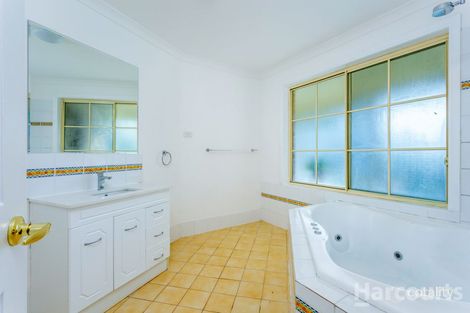 Property photo of 27 Broughton Circuit Murrumbateman NSW 2582