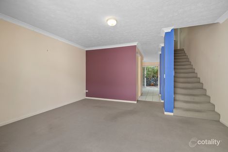 Property photo of 1/2-4 Moore Street Taringa QLD 4068