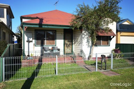 Property photo of 110 Roxburgh Street Stockton NSW 2295