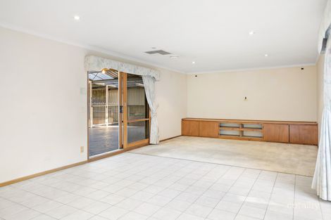 Property photo of 17 Wade Court Langwarrin VIC 3910